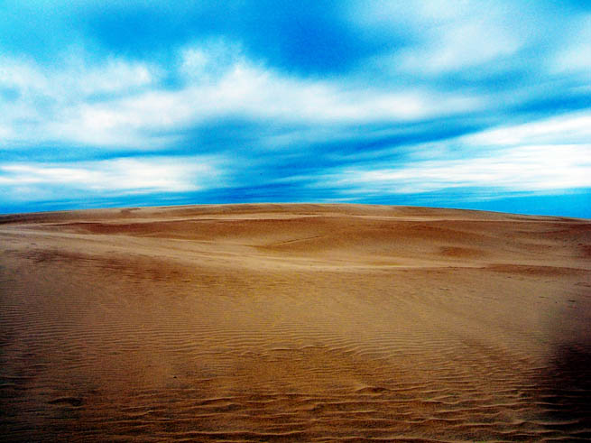 Outer Banks is a 200-mile long string of narrow barrier islands off the coast of North Carolina