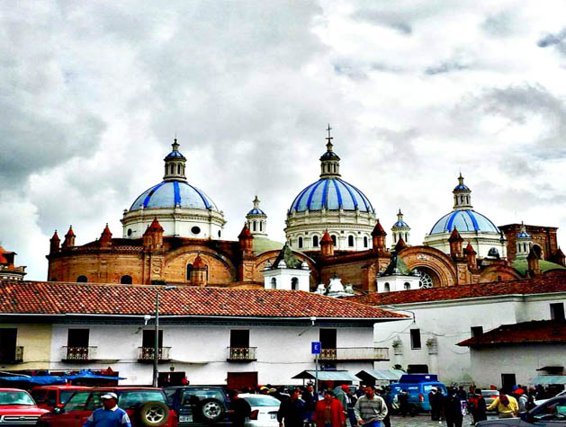 Learn more about Ecuador's urban centers! 