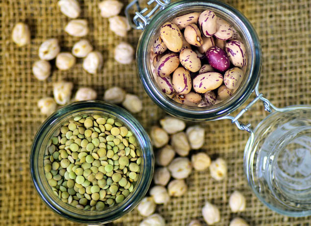 Enjoy the best of New Orleans while still being healthy with these top tips.