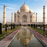 Colorful, chaotic, and intense; the moment you set foot in India you will feel how this country is like none other on Earth.